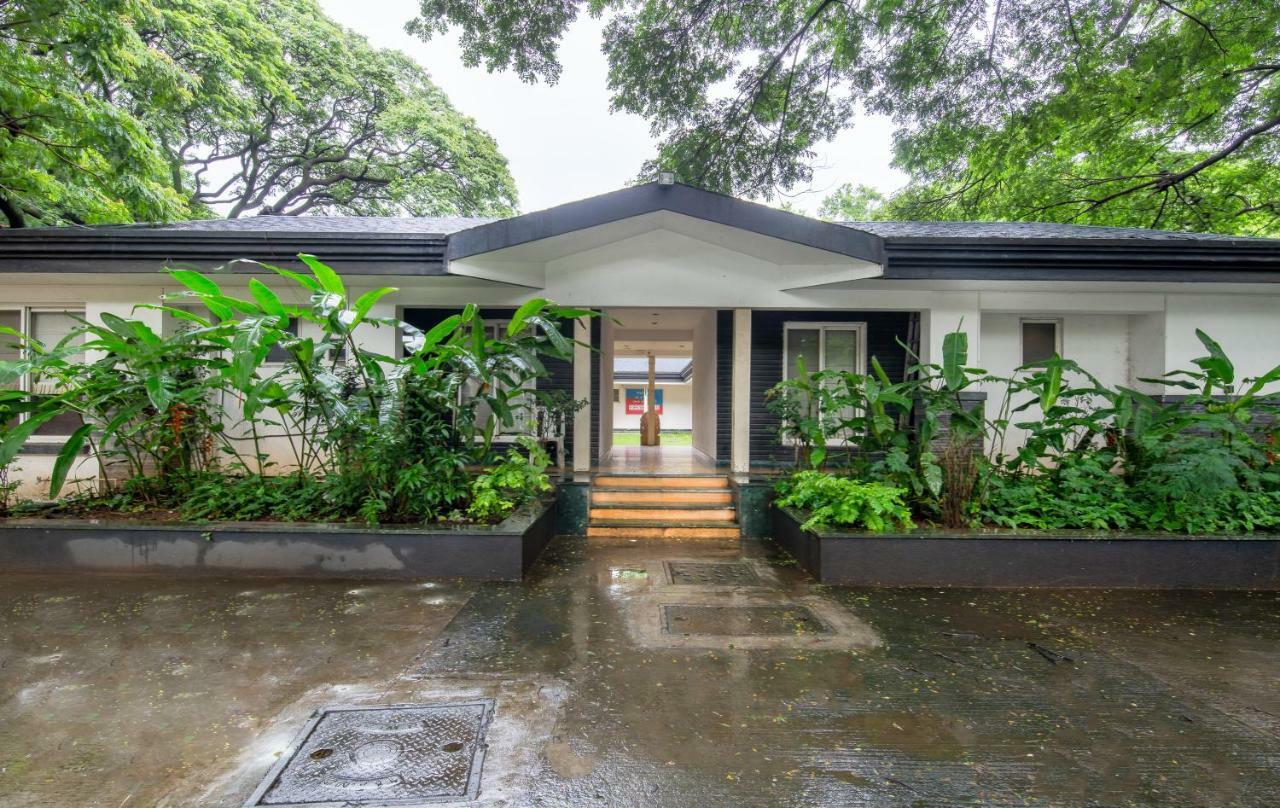 Mint Koregaon Park Next To Osho Ashram Pune Zewnętrze zdjęcie